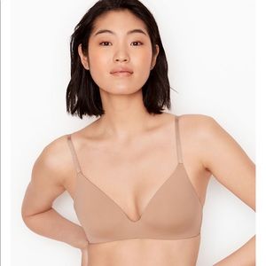 Victoria’s Secret Padded No Wiring Bra